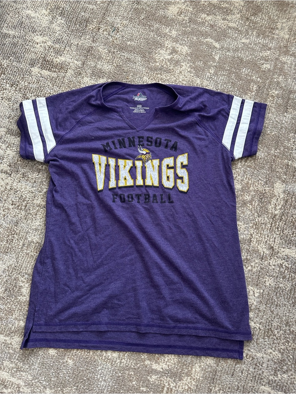 Minnesota Vikings Women’s Purple Short Sleeve Football Tee